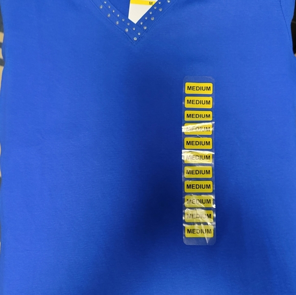 Shirts - Picture 3 of 7